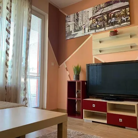 شقة Petya's Cozy Relaxing Aparment.