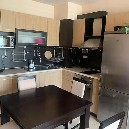 Апартаменты Petya's Cozy Relaxing Aparment.